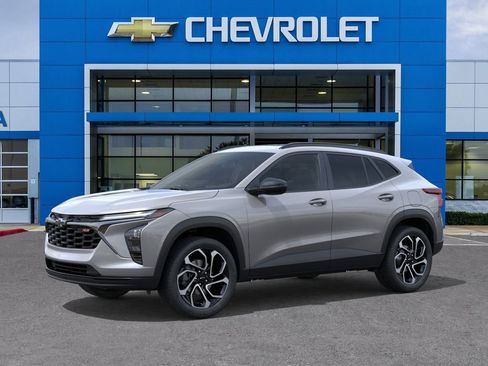 New 2026 Chevrolet Trax RS w/ Sunroof Package image 2