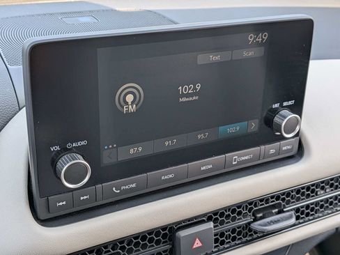 Certified 2024 Honda HR-V LX image 26