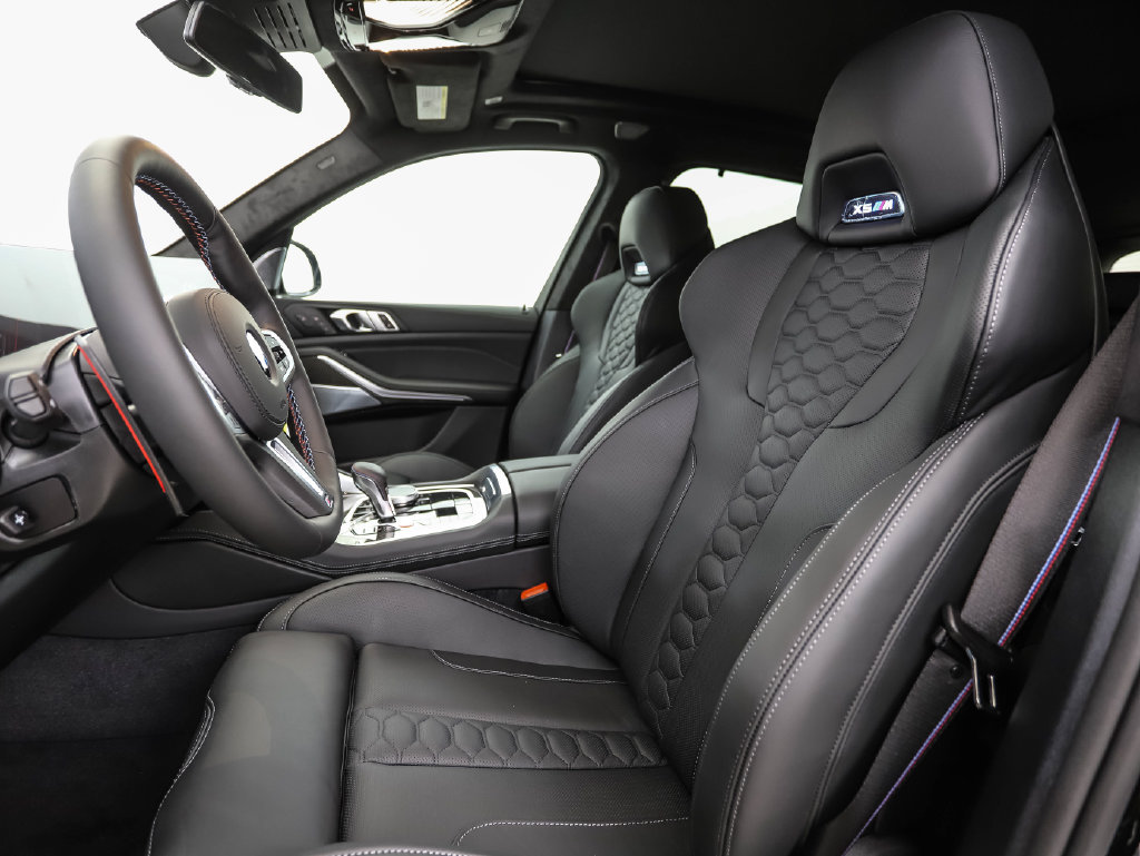 New 2026 BMW X5 M Competition w/ Executive Package AWD/4WD image 12