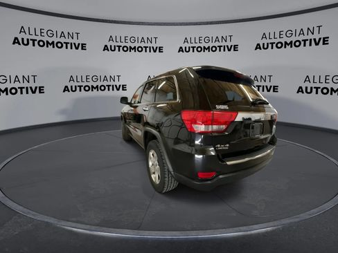 Used 2011 Jeep Grand Cherokee Limited AWD/4WD image 8