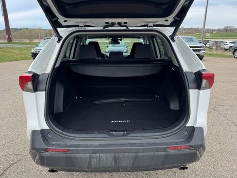Used 2023 Toyota RAV4 XLE w/ Convenience Package image 14