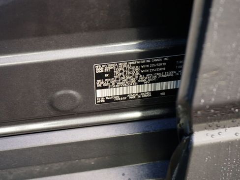 Used 2021 Toyota RAV4 XLE Premium image 14