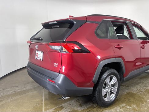 Used 2025 Toyota RAV4 XLE image 23