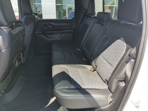 Used 2023 RAM 1500 Big Horn AWD/4WD image 28