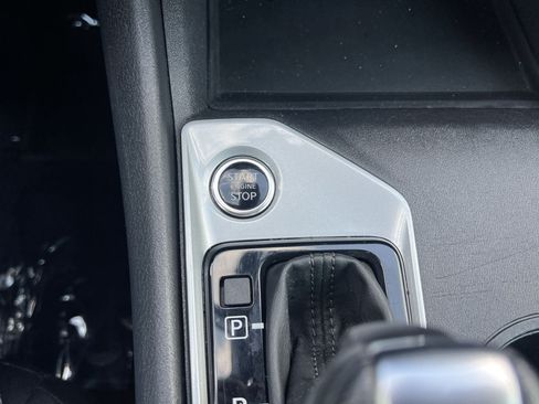 Used 2025 Nissan Altima 2.5 SV AWD/4WD image 6