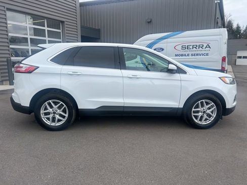 Used 2023 Ford Edge SEL AWD/4WD image 4
