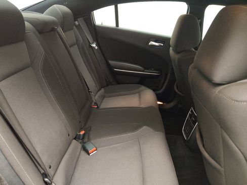 Used 2022 Dodge Charger SXT RWD image 19