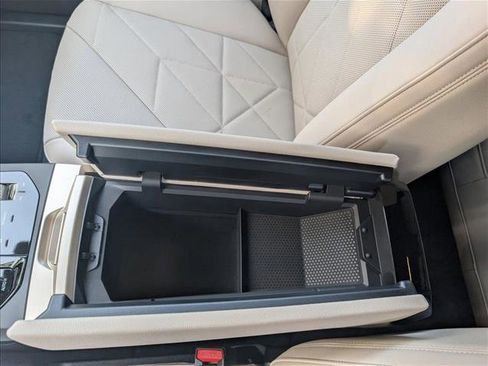 New 2026 BMW iX xDrive45 w/ Premium Package image 14