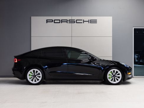 Used 2023 Tesla Model 3 Standard Range RWD image 8