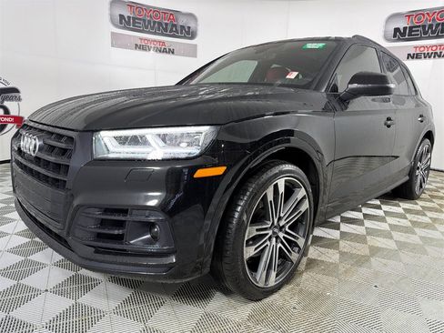 Used 2020 Audi SQ5 Prestige w/ Prestige Package image 9