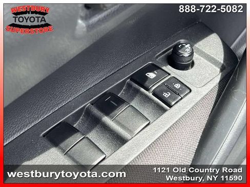 Used 2023 Toyota Corolla LE w/ LE Convenience Package FWD image 19
