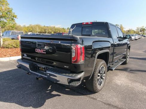 Used 2018 GMC Sierra 1500 SLT image 9