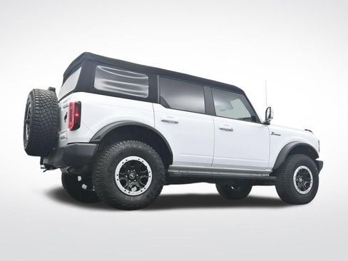 Used 2024 Ford Bronco Outer Banks w/ Sasquatch Package AWD/4WD image 34