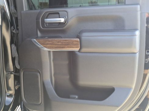 Used 2023 Chevrolet Silverado 2500 High Country w/ Z71 Off-Road Package image 25