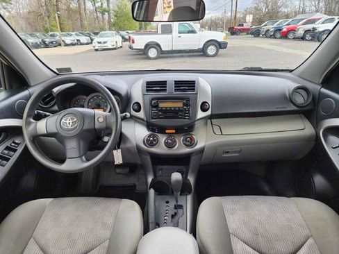 Used 2011 Toyota RAV4 4WD w/ Base L4 Extra Value Pkg image 19