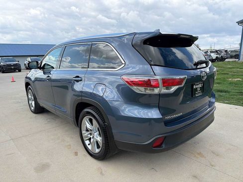 Used 2015 Toyota Highlander Limited Platinum AWD/4WD image 4