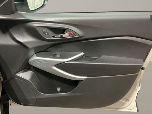 New 2026 Chevrolet Trax RS image 20