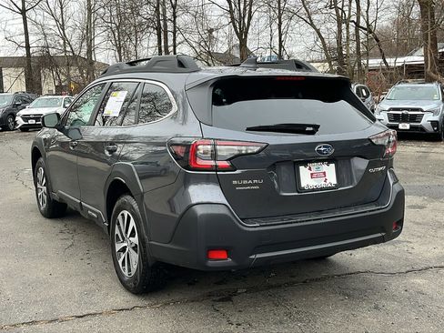 Certified 2025 Subaru Outback Premium image 7