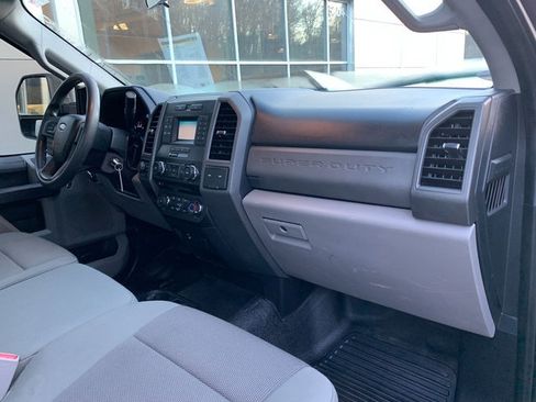 Used 2017 Ford F250 XL w/ STX Appearance Package image 12