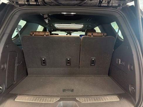 New 2025 Chevrolet Tahoe High Country AWD/4WD image 32