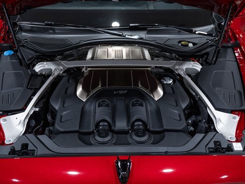 Used 2022 Bentley Flying Spur V8 image 50