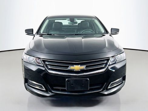 Used 2019 Chevrolet Impala LT image 2