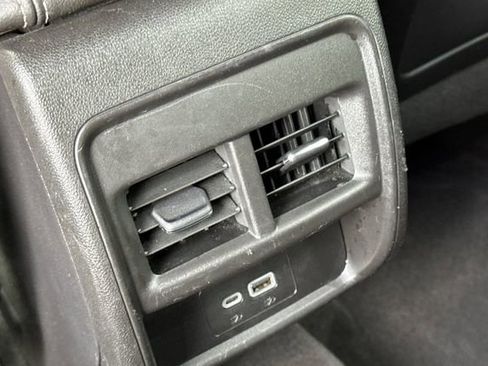 Used 2024 Cadillac XT4 Premium Luxury image 44