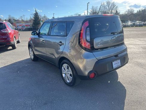 Used 2016 Kia Soul image 6