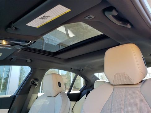 New 2026 BMW 530i xDrive w/ M Sport Package image 21