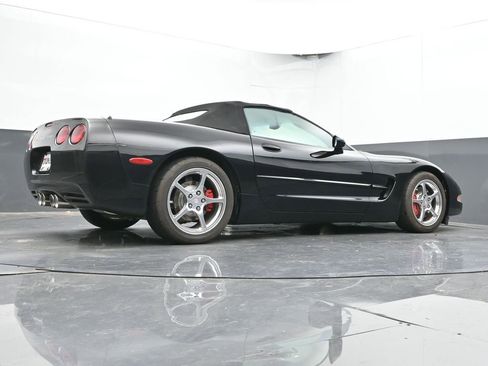 Used 2003 Chevrolet Corvette Convertible w/ Preferred Equipment Group1 image 57