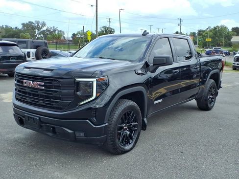 Used 2024 GMC Sierra 1500 Elevation w/ Preferred Package AWD/4WD image 3