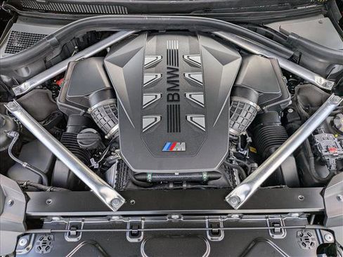 Used 2026 BMW X7 M60i image 17