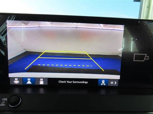 Used 2025 Honda Accord Sport image 25