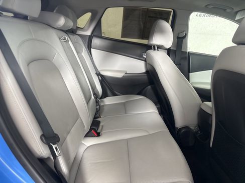 Used 2023 Hyundai Kona Limited image 25