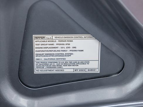Used 2023 Ferrari Roma image 27