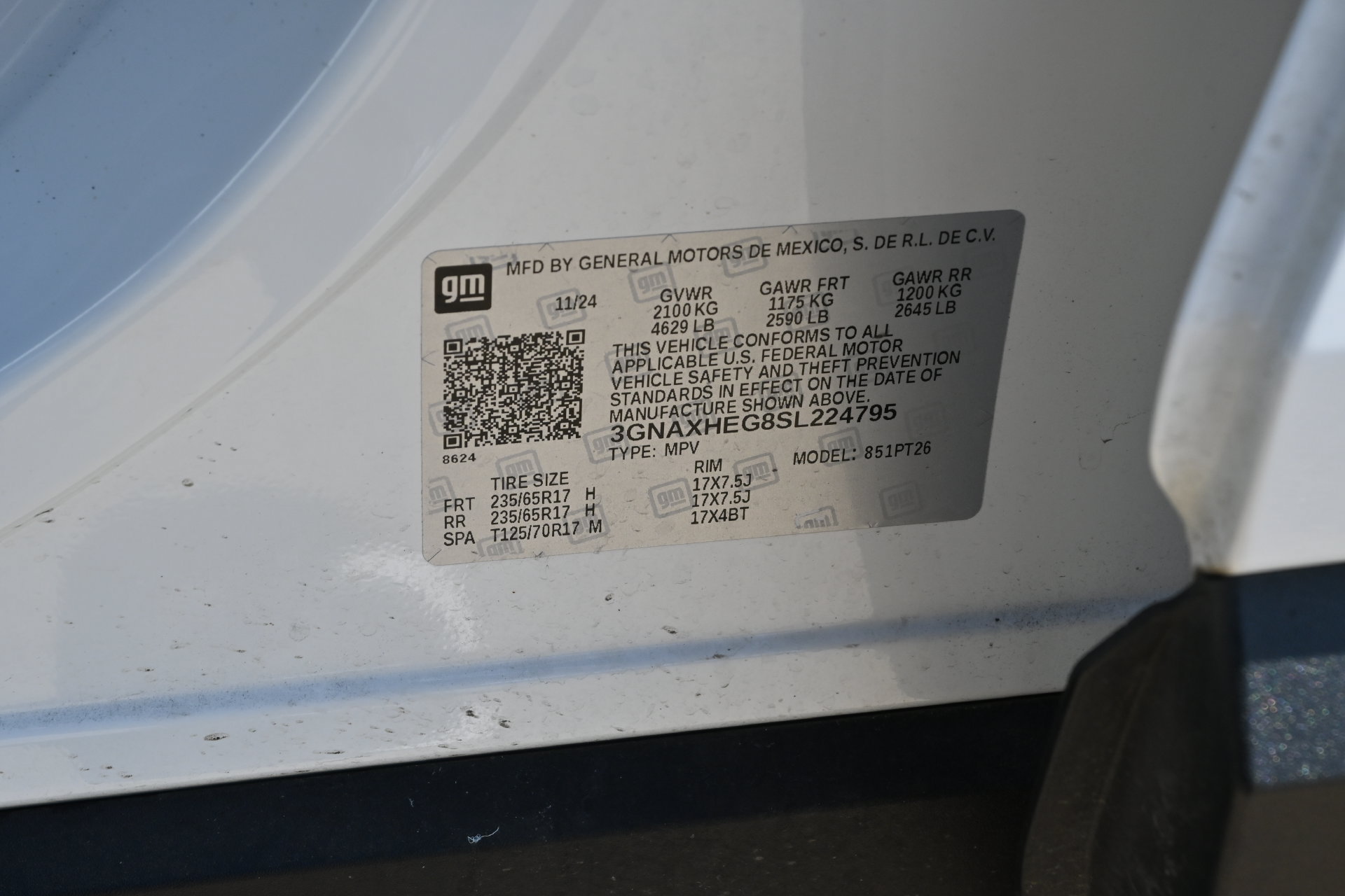 Used 2025 Chevrolet Equinox LT w/ Convenience Package II FWD image 30