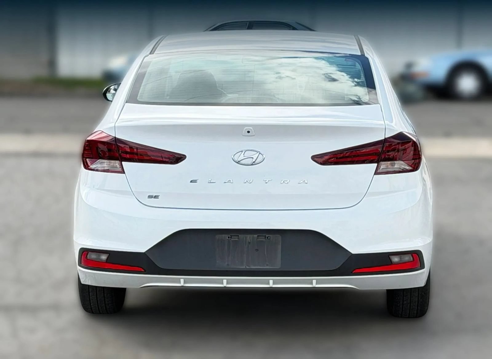 Used 2019 Hyundai Elantra SE w/ Cargo Package FWD image 6