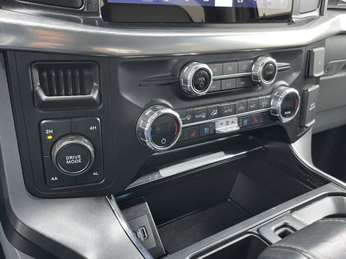 Used 2021 Ford F150 Lariat image 18