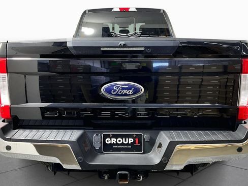 Used 2017 Ford F250 Lariat w/ Lariat Ultimate Package image 5