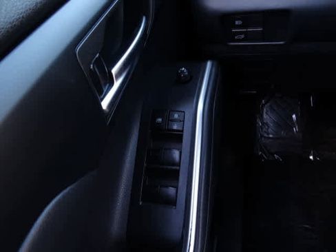 Certified 2022 Toyota Highlander XLE image 37