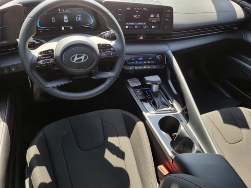 New 2026 Hyundai Elantra SEL Sport Premium FWD image 12