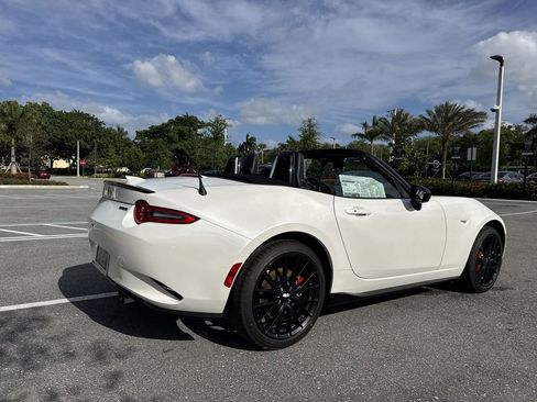 New 2026 MAZDA MX-5 Miata Club w/ Brembo/BBS Recaro Package RWD image 24