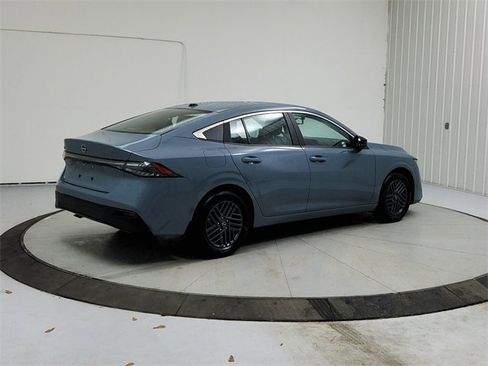 New 2026 Nissan Sentra SV w/ SV Convenience Package image 7