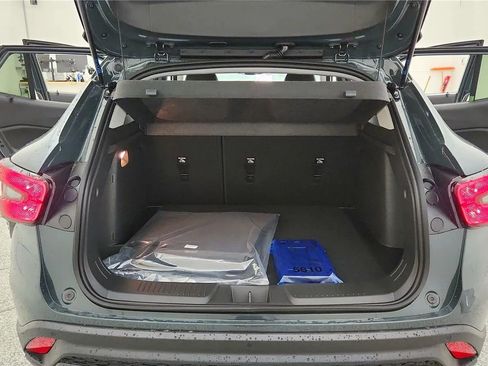 New 2026 Chevrolet Trax LT FWD image 19