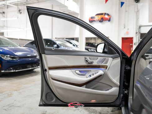 Used 2015 Mercedes-Benz S 550 Sedan image 45