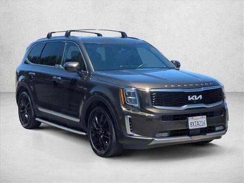 Used 2022 Kia Telluride SX FWD image 3
