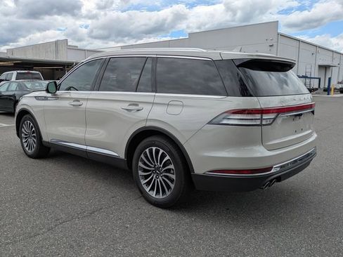 Certified 2020 Lincoln Aviator Reserve w/ Elements Package Plus image 5