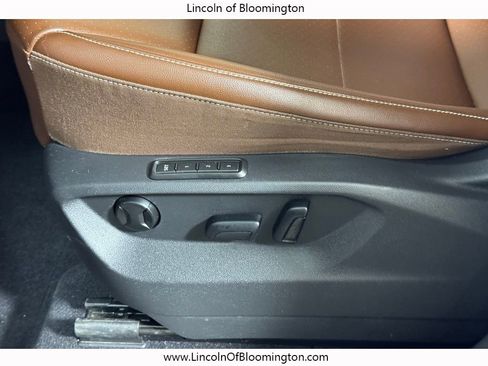 Used 2023 Volkswagen Atlas SEL R-Line image 17