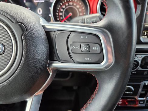 Used 2019 Jeep Wrangler Unlimited Rubicon AWD/4WD image 31