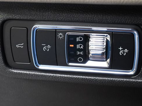 New 2026 Lincoln Corsair Premiere AWD/4WD image 24